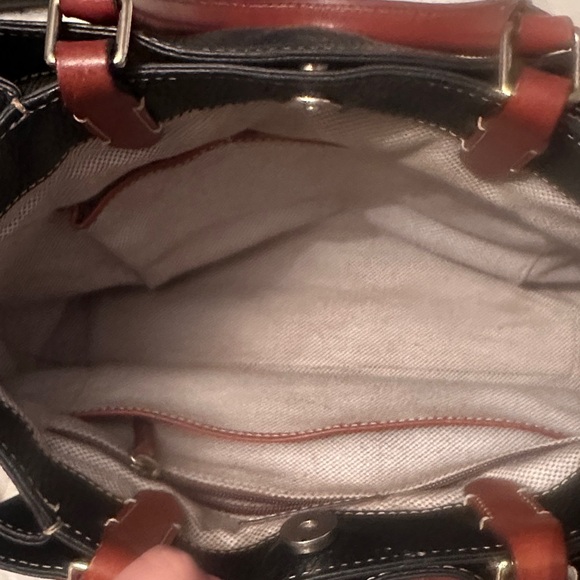 Dooney & Bourke Black and Brown 1975 Leather Shoulder Bag - Preloved - Picture 14 of 16